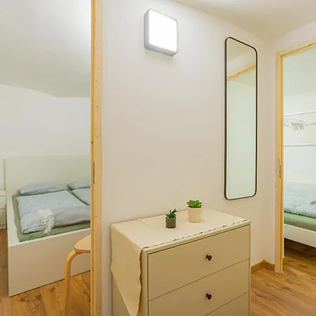 2 Bedroom In The Dob Street, Emerald Apartment Budapest